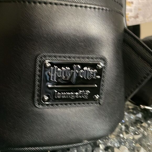 New loungefly Harry Potter demeanors glow in the dark mini book bag backpack - Picture 9 of 15